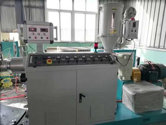 ενιαίος ζαρωμένος τοίχος σωλήνας PE 1663mm PP που κάνει τη γραμμή εξώθησης μηχανών