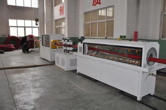 HDPE ενιαία ζαρωμένη τοίχος γραμμή 20mm εξώθησης σωλήνων διάμετρος/κατασκευή της μηχανής