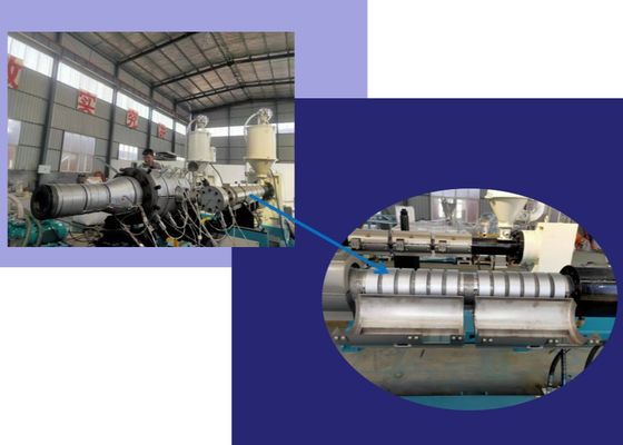HDPE διπλοτειχισμένη ζαρωμένη γραμμή παραγωγής ID200mm ID600 χιλ. σωλήνων