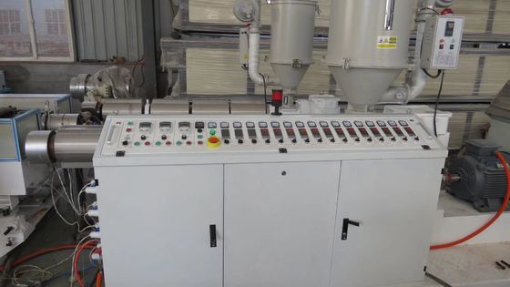 10-20 ενιαία ζαρωμένη τοίχος μηχανή σωλήνων PE PP PVC M/Min