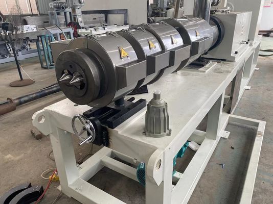 Αυτόματος πλαστικός δίδυμος σωλήνας PVC UPVC CPVC εξωθητών βιδών που κατασκευάζει τη μηχανή