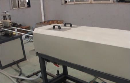 Διπλή μηχανή εξώθησης σωλήνων PVC για το σωλήνα αγωγών ηλεκτρικής ενέργειας