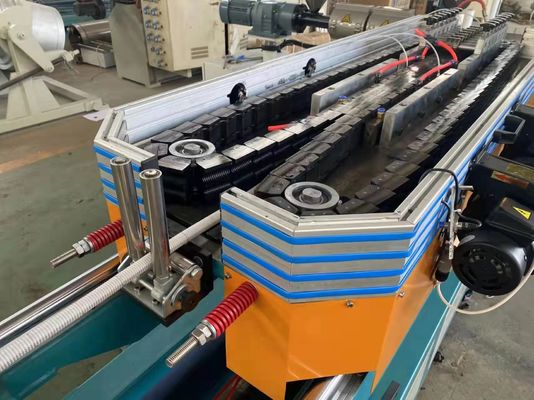Ηλεκτρική καλωδίων γραμμή 1663mm εξώθησης σωλήνων προστασίας ενιαία ζαρωμένη τοίχος