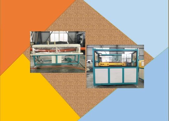 Βαθιά γραμμή εξώθησης σωλήνων βιδών 800Kg/H ζαρωμένη PLC