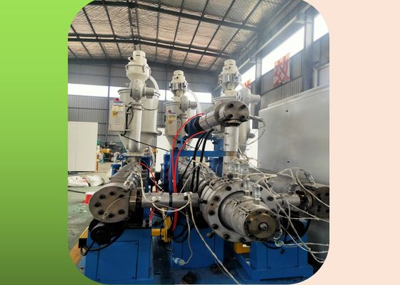 3 ενισχυμένων HDPE σωλήνων στρώματα γραμμών 160mm 18m/Min εξώθησης