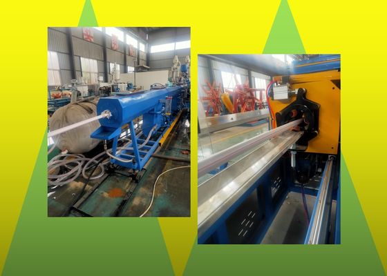 3 ενισχυμένων HDPE σωλήνων στρώματα γραμμών 160mm 18m/Min εξώθησης