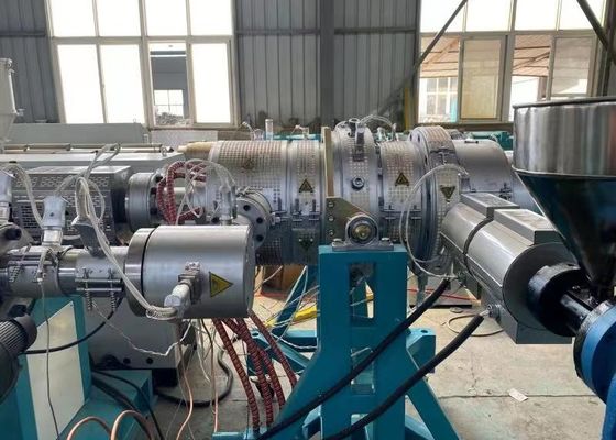 HDPE PLC κατ'ευθείαν γραμμή 15m/Min 250kg/H μηχανή εξώθησης σωλήνων
