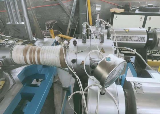 Πλαστική μάνικα μηχανών ABB που κατασκευάζει τη μηχανή για HDPE τη γραμμή εξώθησης σωλήνων