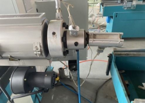 Dia 1250mm ενιαία ζαρωμένη τοίχος γραμμή εξώθησης σωλήνων που κατασκευάζει τη μηχανή