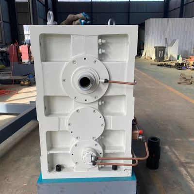 πλαστική γραμμή παραγωγής σωλήνων αγωγών PVC 1632mm 91KW που κατασκευάζει τη μηχανή