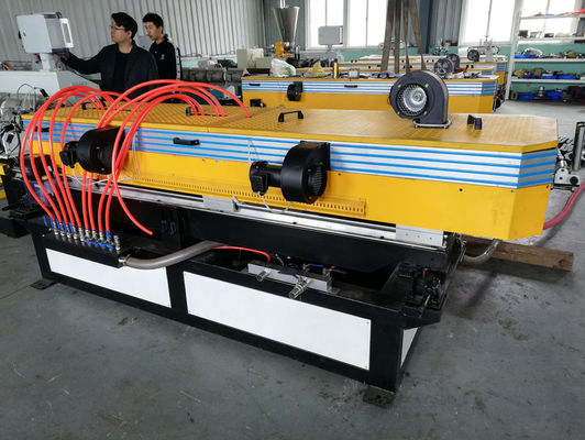 Πλαστική PVC ενιαία βίδα 40kg/H γραμμών παραγωγής εξώθησης σωλήνων PE ζαρωμένη PP
